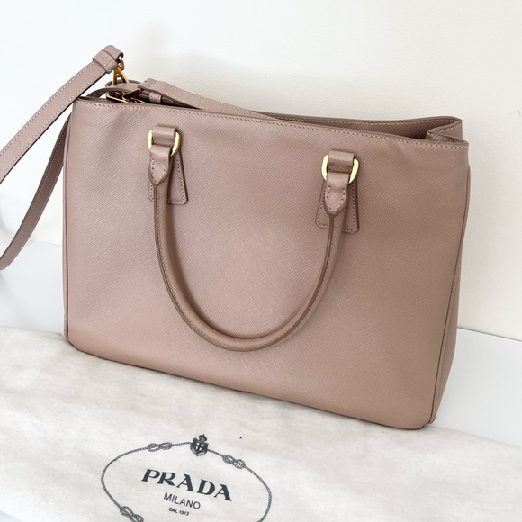Prada Galleria Saffiano lux leather bag - Picture 7 of 12